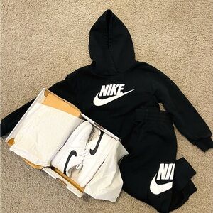 Nike Black Apparel with Nike Force 1 Bundle